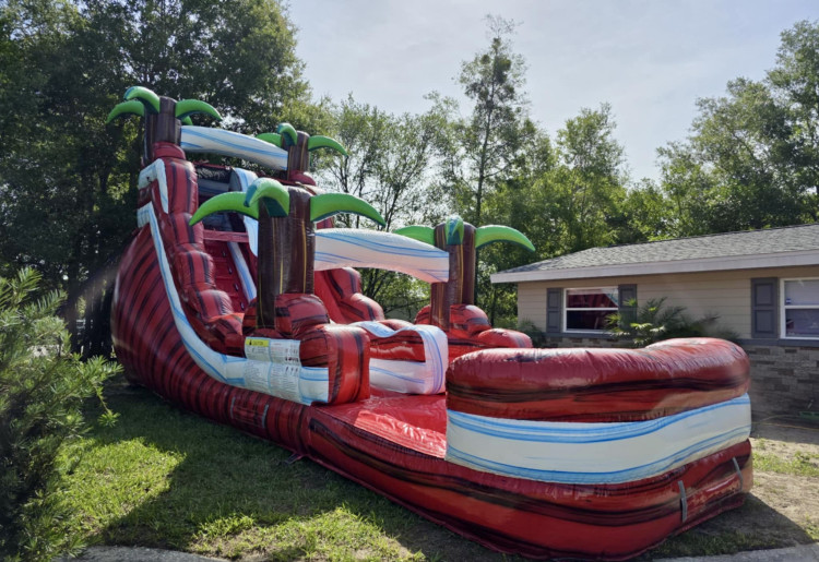 18’ CRIMSON BAY WATER SLIDE